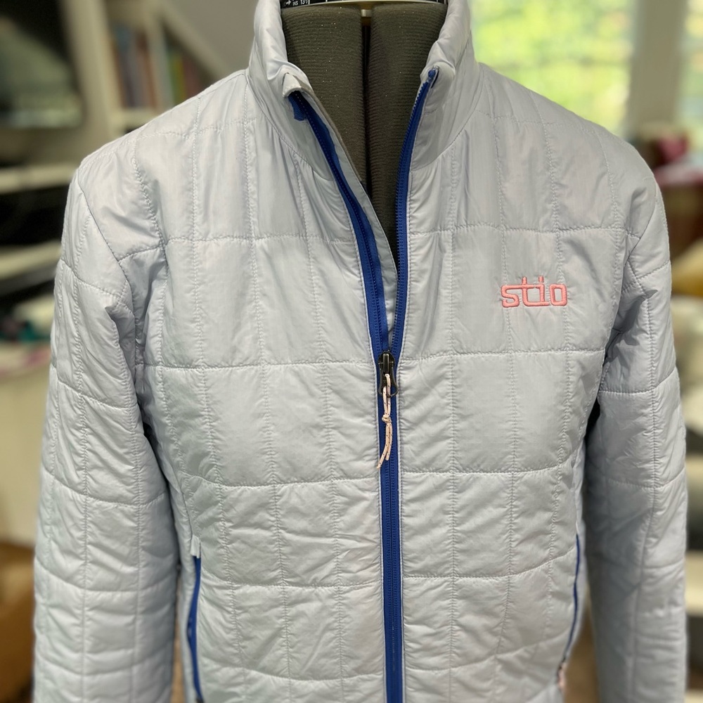 Kids Stio Azura insulated lightweight jacket. Size 14.